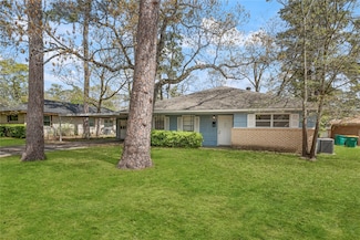 1504 N San Jacinto St, Conroe, TX 77301