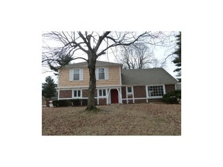 707 W 114th Terrace, Kansas City, MO 64114