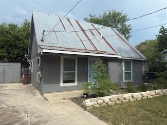 622 Trinity St, Lockhart, TX 78644
