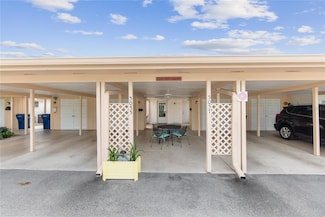 5055 Live Oak Cir, Bradenton, FL 34207