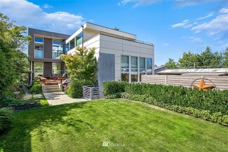 4044 33rd Ave W, Seattle, WA 98199