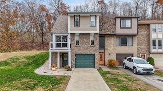 200 Timber Dr, Trafford, PA 15085