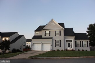 8204 Ancient Oak Ct, Manassas, VA 20111