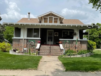 805 W 3rd St, North Platte, NE 69101
