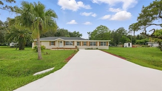 1518 Lakeside Dr, Deland, FL 32720