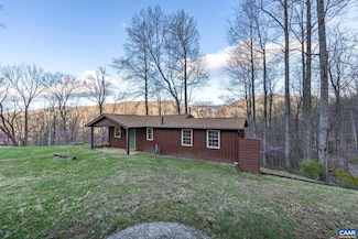 407 Windy Knoll Ln, Stanardsville, VA 22973