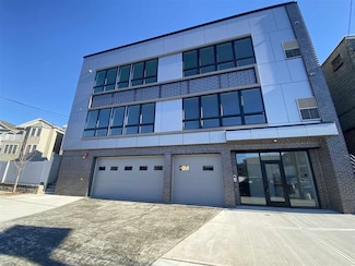 128 Kennedy Blvd Unit 302, Bayonne, NJ 07002