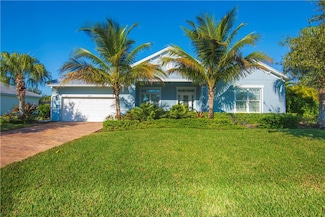 2591 Saint Lucia Cir, Vero Beach, FL 32967