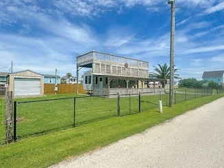 974 Alma Rd, Bolivar Peninsula, TX 77650