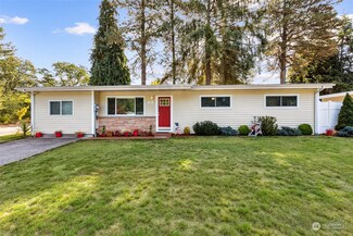 712 Dupont Ave, Dupont, WA 98327