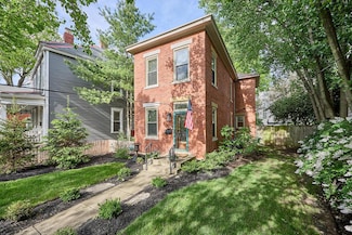 904 Hamlet St, Columbus, OH 43201
