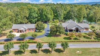 2246 Pine Ridge Rd, Huddleston, VA 24104