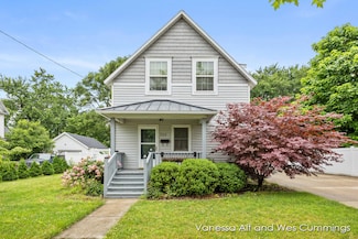 722 Morton Ave, Belding, MI 48809