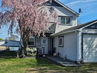 8889 Anchor Bay Dr, Clay, MI 48001