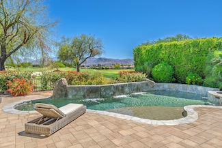 306 Loch Lomond Rd, Rancho Mirage, CA 92270