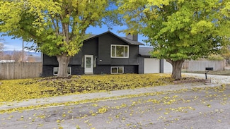 42 N Blaine Ave, Grantsville, UT 84029