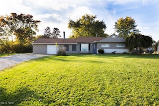 1864 Huntington Cir, Brunswick, OH 44212