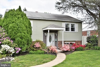 212 Tasker Ave, Folsom, PA 19033