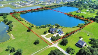 3237 Avenue G 1 2, Santa Fe, TX 77510