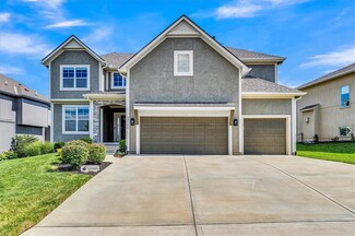 24744 W 92nd St, Lenexa, KS 66227