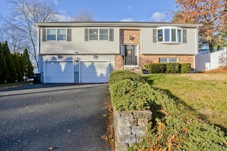 5 Corning St, Springfield, MA 01108