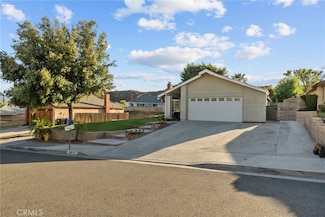 29915 Violet Hills Dr, Canyon Country, CA 91387