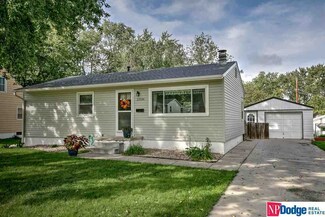 12506 B St, Omaha, NE 68144