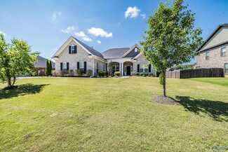 156 Sougahatchee Dr, New Market, AL 35761