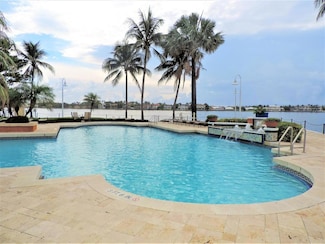 157 Yacht Club 308 Way Unit 308, Hypoluxo, FL 33462