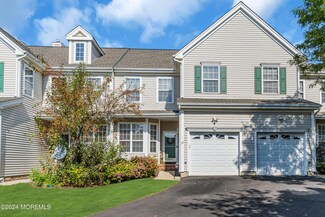 20 Straton Ct, Parlin, NJ 08859