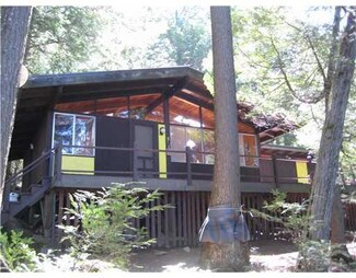 23 S Sandy Cove Rd, Belgrade, ME 04918