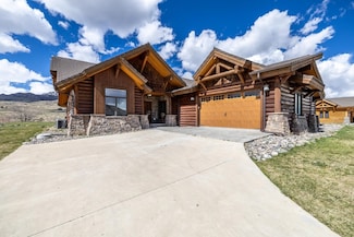 79 Winchester Dr Unit 1, Cody, WY 82414
