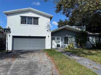 2555 NE 202nd St, Miami, FL 33180