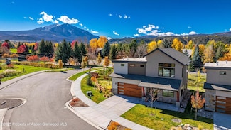 428 Jewels Ln, Carbondale, CO 81623