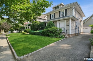 295 Washington Ave, Rutherford, NJ 07070