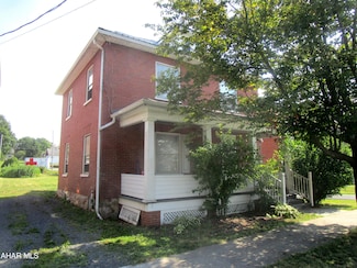 223 W Penn St, Bedford, PA 15522