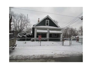 425 Cline St, East Pittsburgh, PA 15112