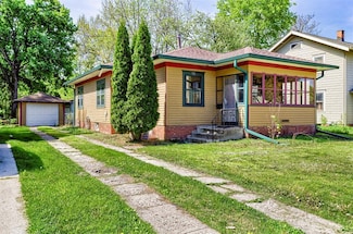 720 10th St, Ames, IA 50010