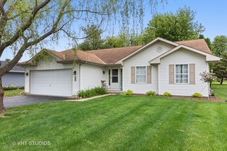 202 Gables Dr SW, Poplar Grove, IL 61065
