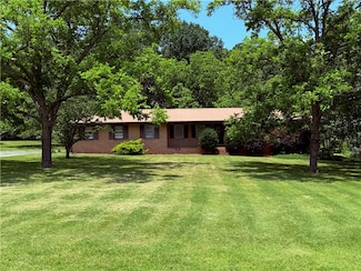 308 Oak Drive Extension, Honea Path, SC 29654