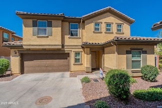 867 S Swallow Ln, Gilbert, AZ 85296
