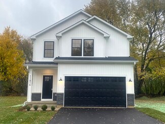11614 Lori Ln, Huntley, IL 60142