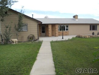 363 3rd St, de Beque, CO 81630
