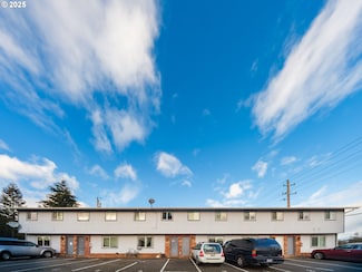 1267 SE Holman Ave, Dallas, OR 97338
