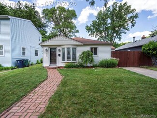2027 Dallas Ave, Royal Oak, MI 48067
