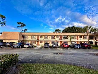 4263 Oak Terrace Dr, Greenacres, FL 33463