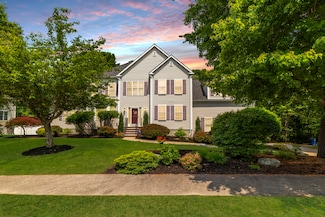 7 Tulip Way, Medway, MA 02053