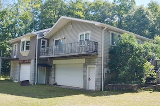 216 Pattison Ave, Marienville, PA 16239