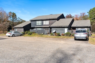 203 Crawford Creek Dr, Rockingham, NC 28379