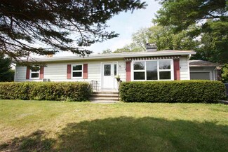 283 Highland Ave, Manchester Center, VT 05255
